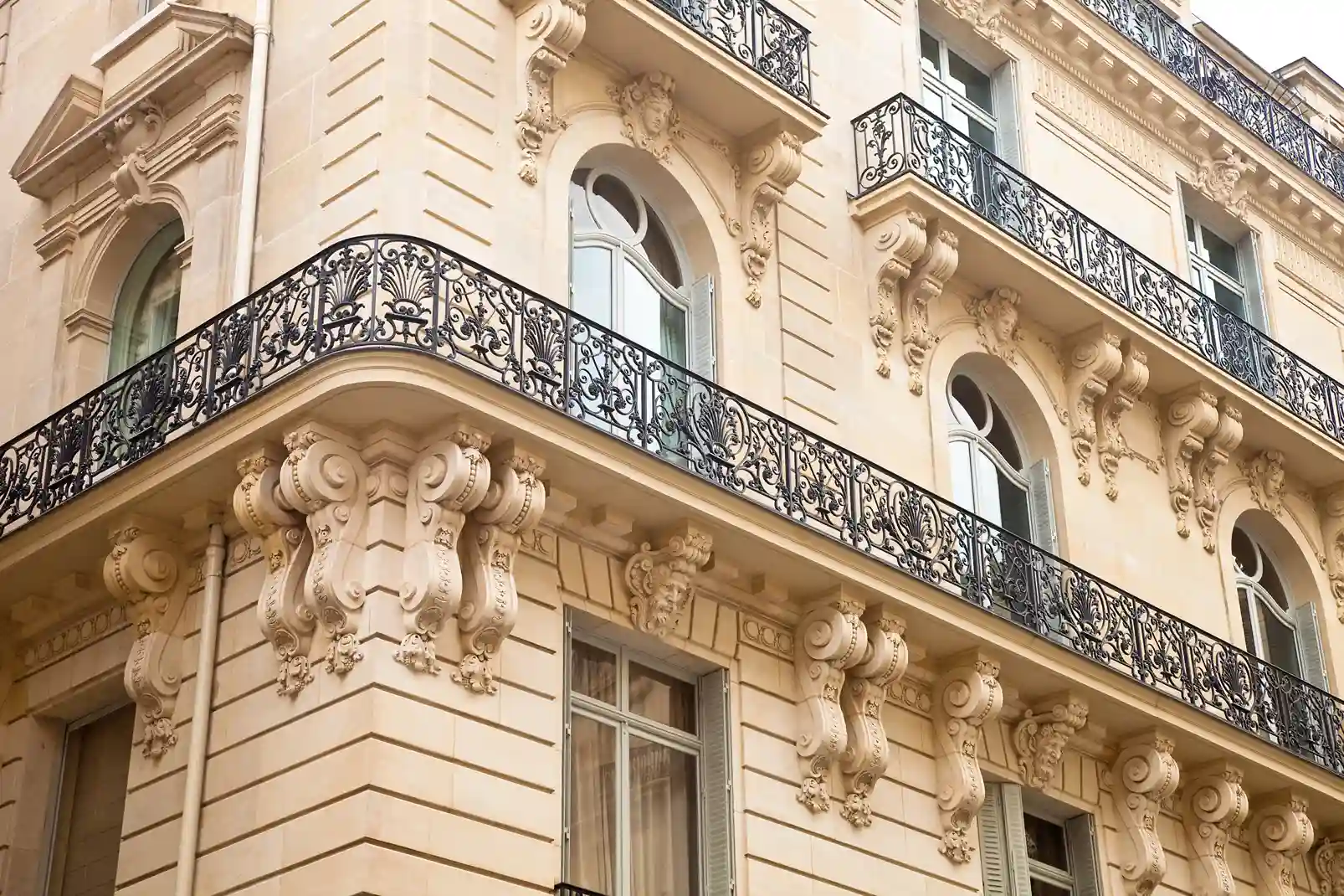 Relocation In Paris, relocation agency in Paris